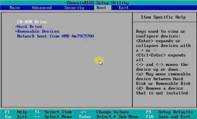 Ubah First Boot Ke CD Room Drive Agar Boot Dari CD Windows 7