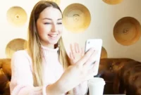 Tanda Seseorang Sedang Video Call di Messenger