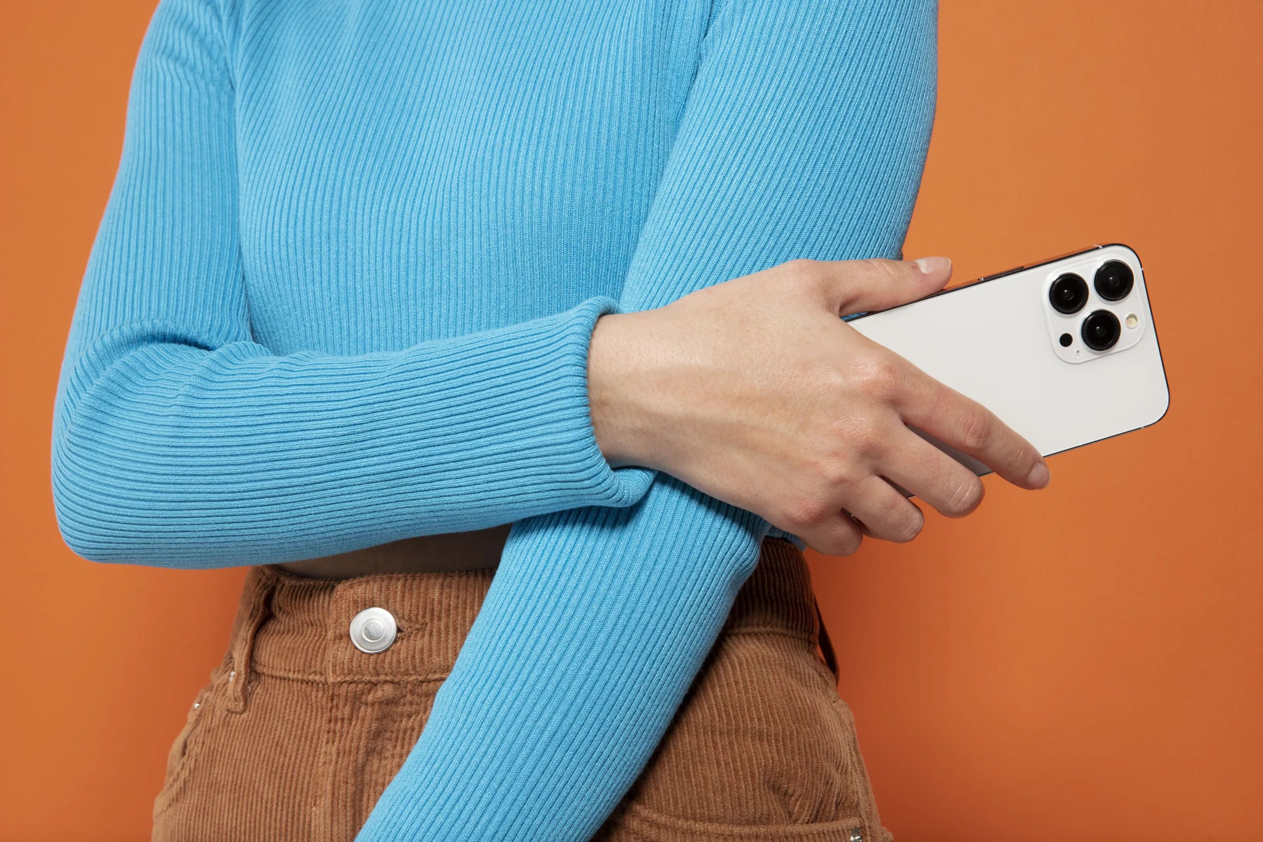 Cara Mengatasi Masalah Baterai iPhone Cepat Habis Secara Cerdas Aktivitas Latar Belakang